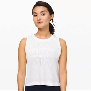 Lululemon breeze by muscle crop tank